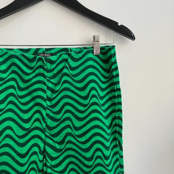 Wild Fable Green Stretch Corduroy Flare Bell Bottom 70’s Vintage Style Pants - Picture 3 of 5
